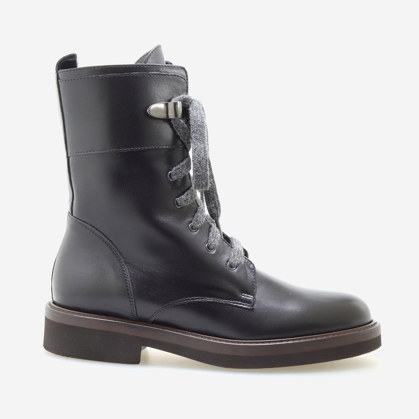 Botins pele com atacadores