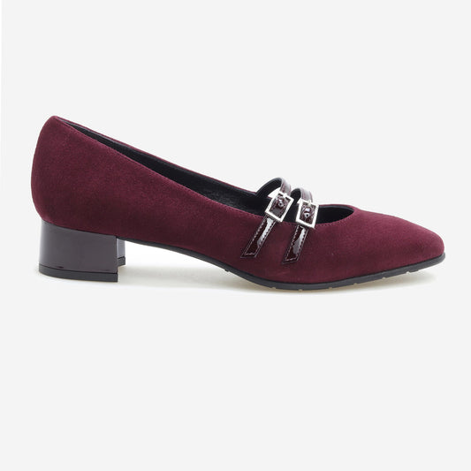 Sapatos Mary Jane com duas Fivelas