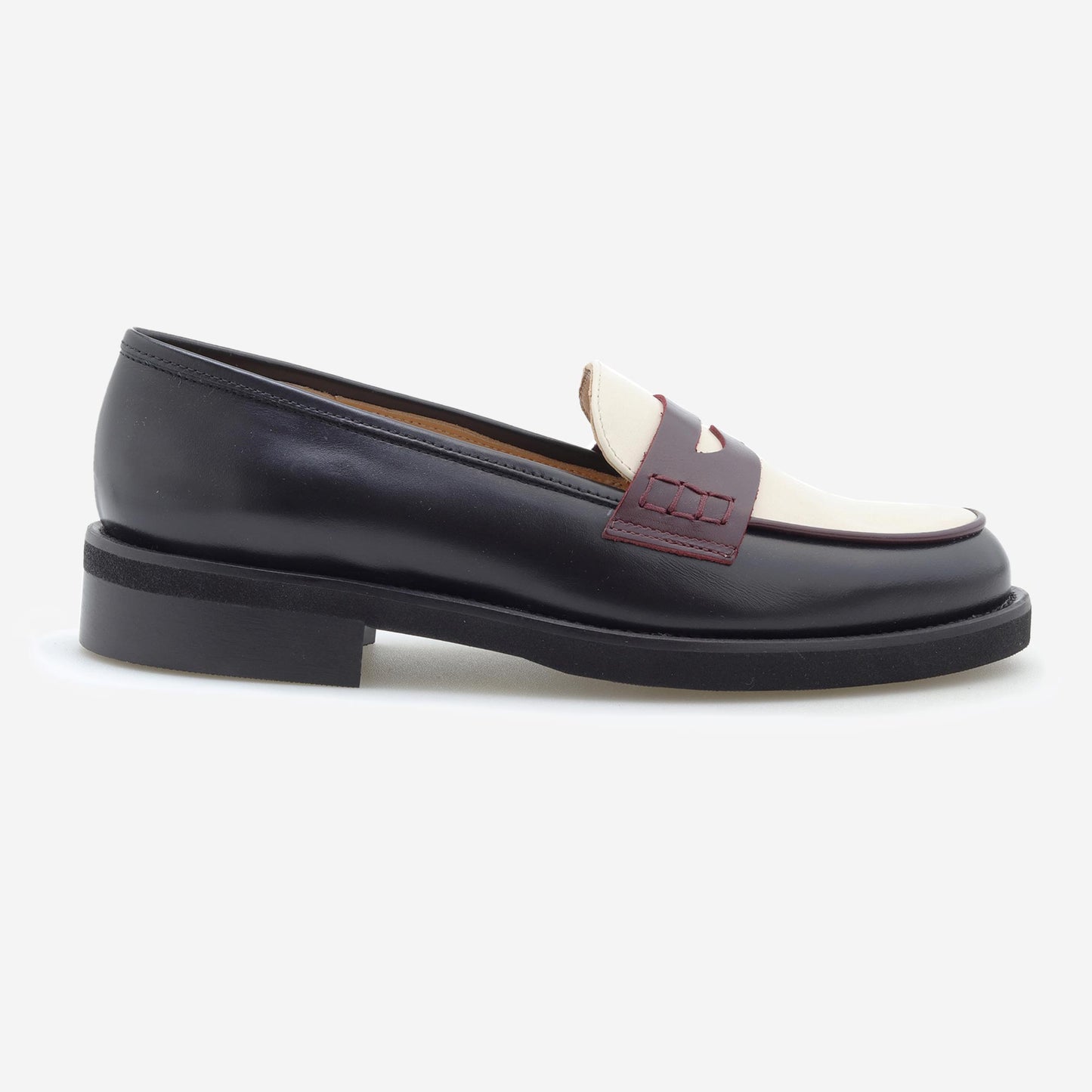 Mocassins em Pele Tricolor