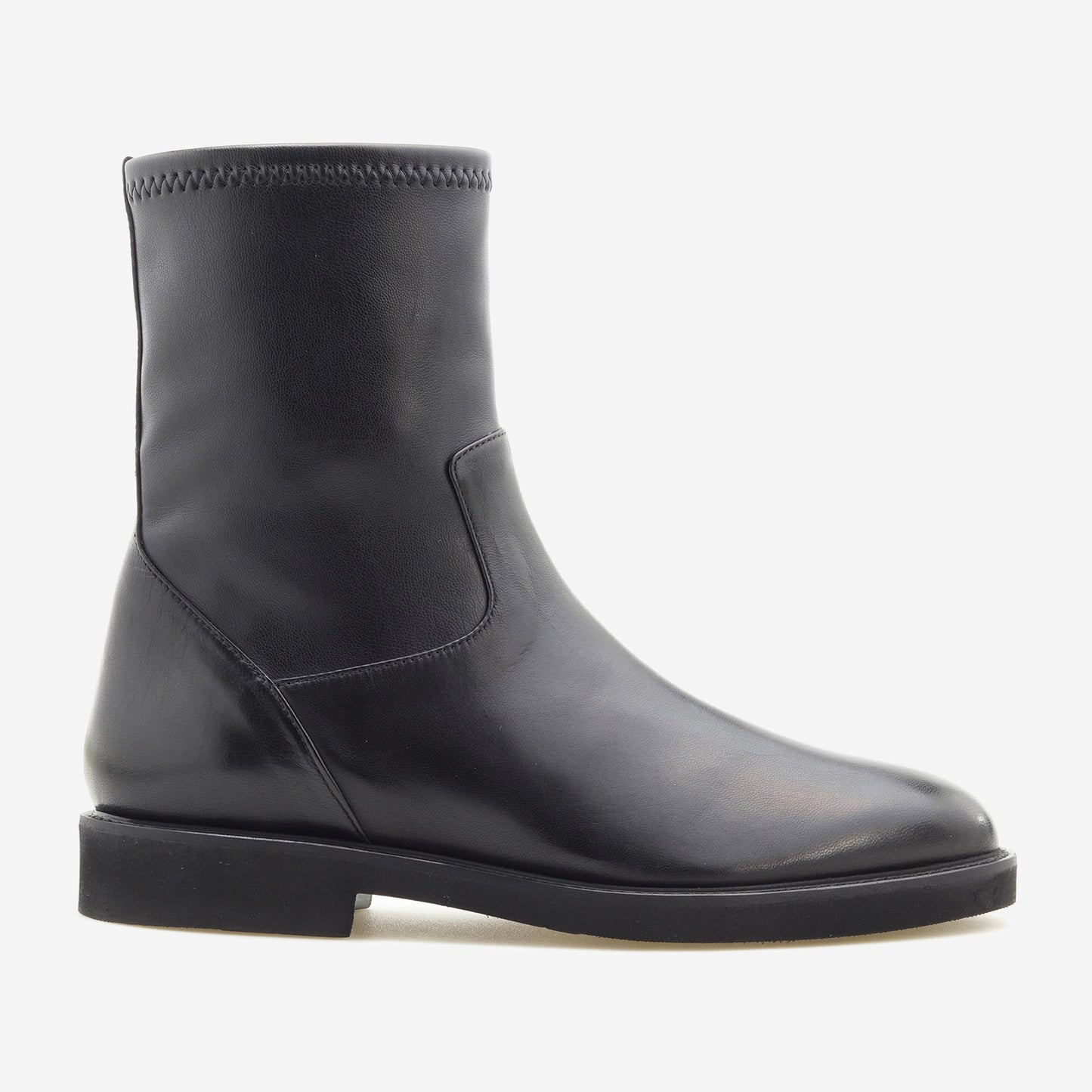 Botins em Pele e Cano de Lycra