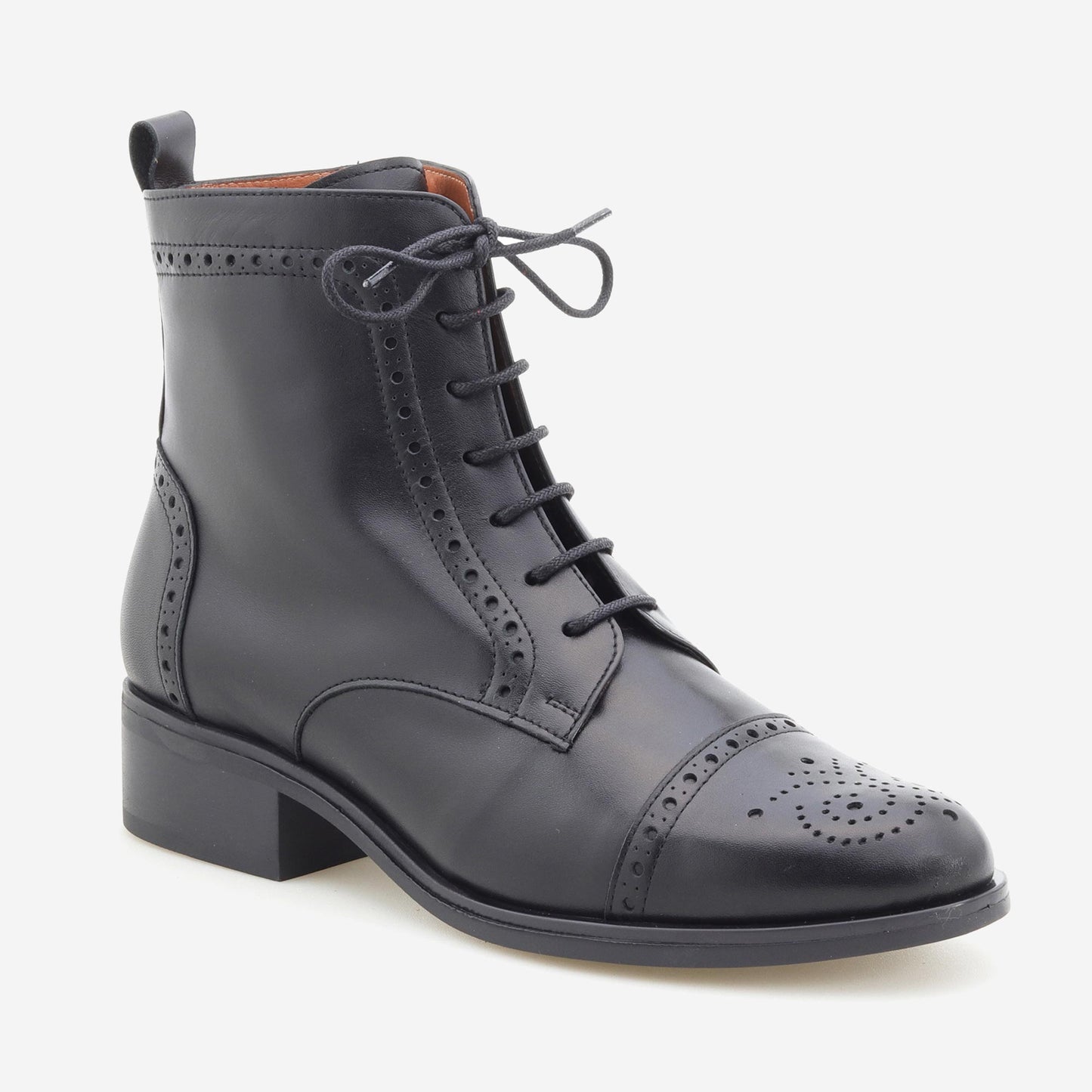 Botins em Pele com Atacadores