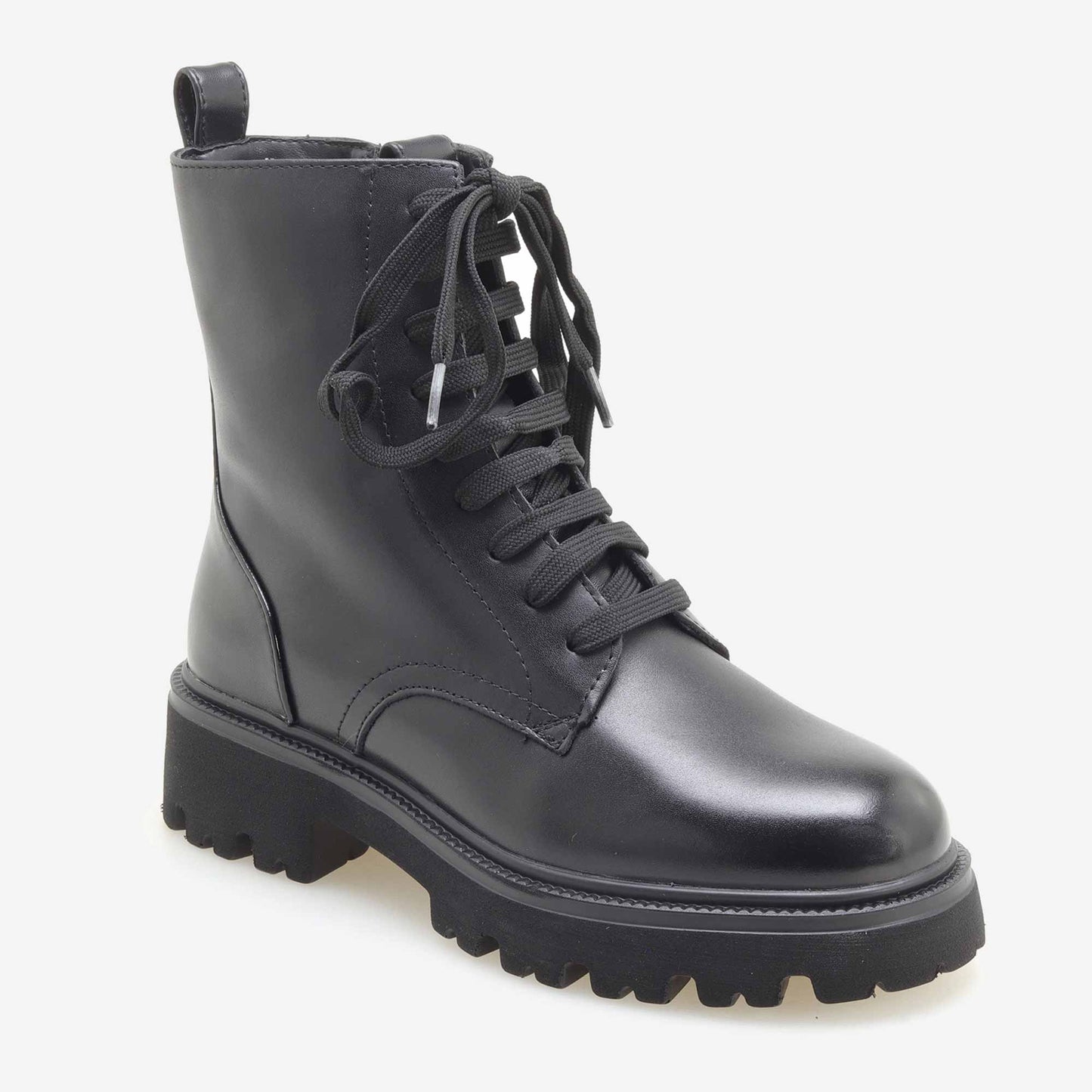 Botins com atacadores