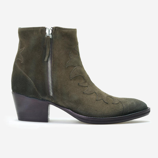 Botins Curtos de Camurça