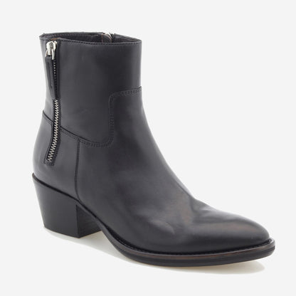 Botins em Pele