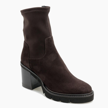 Women's suede ankle boots and lycra upper