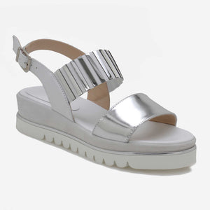 Two-tone sandals and metallic leather