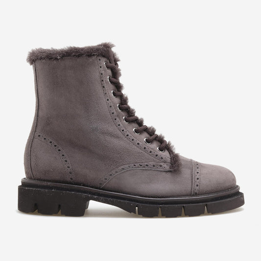 Botins de Atacadores e Pêlo