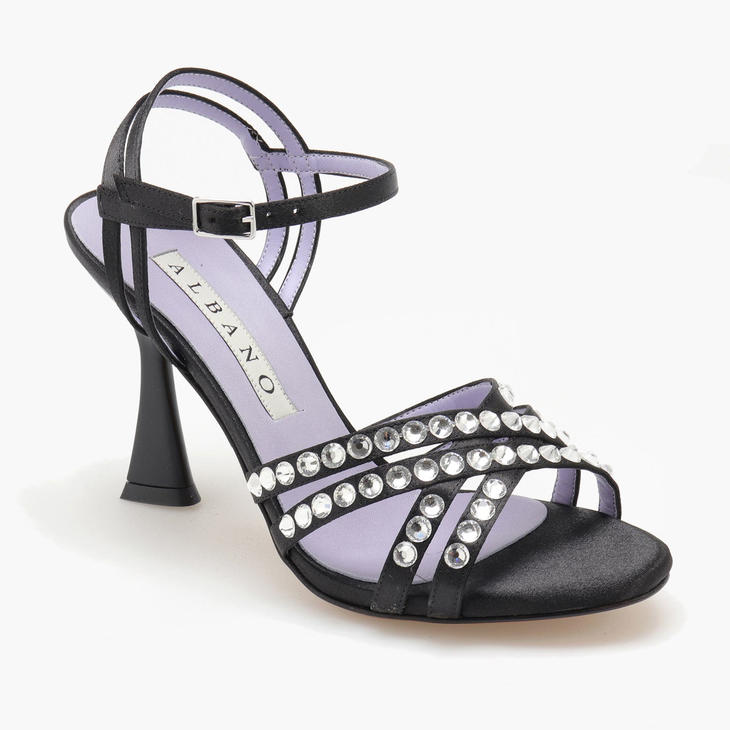 Ladies leather sandal with diamonds