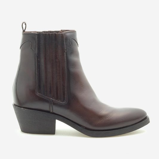 Botins com Elásticos Laterais