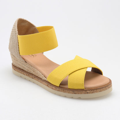 Summer espadrilles with crossed straps