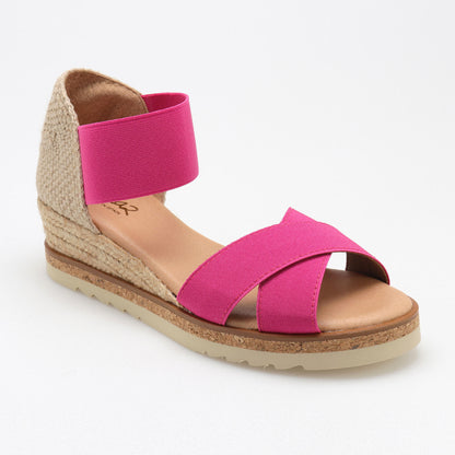 Summer espadrilles with crossed straps