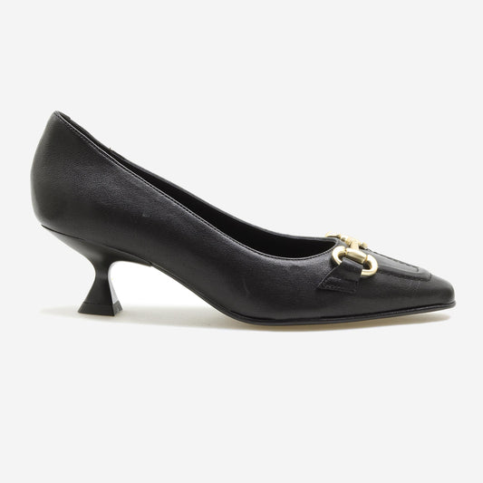 Sapatos Scarpin com Bridão