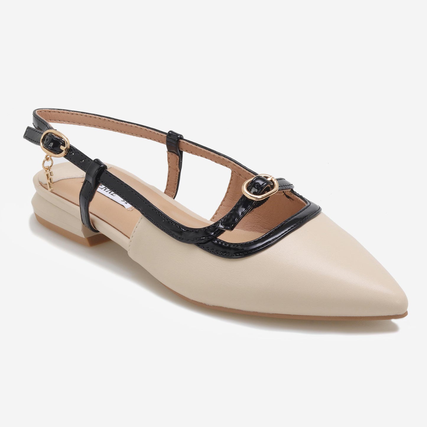 Sapatos Scarpin Bicolor com fivela